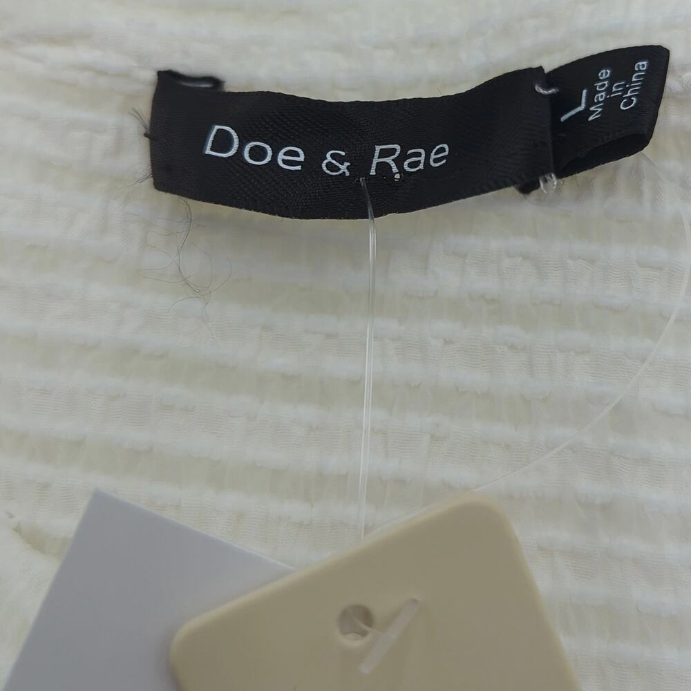 Doe & Rae L White Tiered Sleeveless Top - Picture 4 of 4